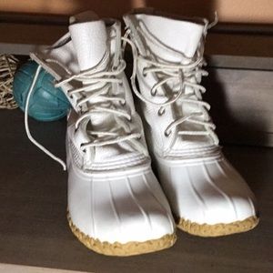 Like-New Bean Boots (limited edition)